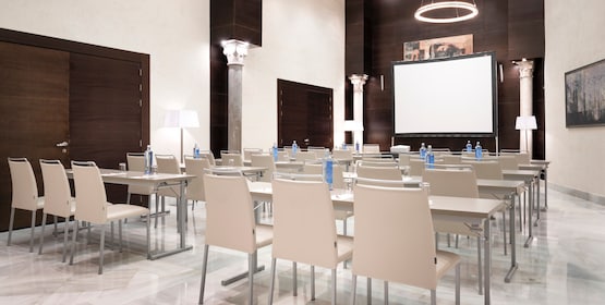 NH Collection Granada Victoria